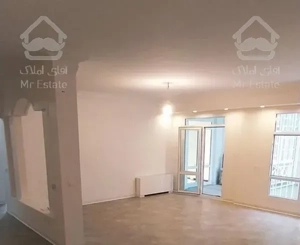 فرشته 213 متر خوش نقش و نورگیر