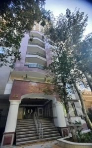 کامرانیه شمالی ۱۸۵متر ویو کوهستان فول ارزنده