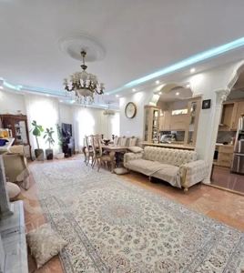 شریعتی قلهک ۲۴۰ متر ۳ خواب