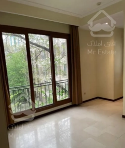 ۱۴۰ متر برج باغ