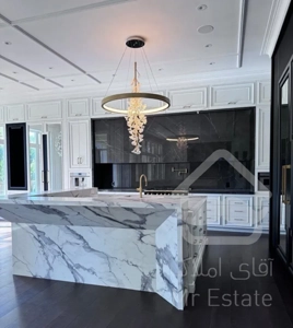 تاپ لوکیشن مدرس ومیرزا   طبقه متریال همه چی تمام