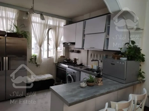 ۷۹متر/لوکیشنننن عالی/فردوس غرب/بدوووون مشابه/مالک فروشنده واقعی/