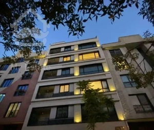 ۱۱۵ متر // ۱۰ واحدی // قلب آلاله شرقی