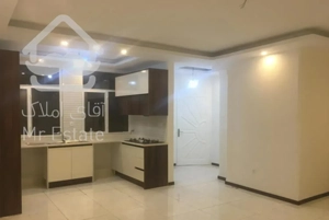 80 متر /فول امکانات/فول بازسازی/شهرزیبا