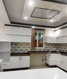 آپارتمان 142 متری فول امکانات     شاهین شهر اصفهان