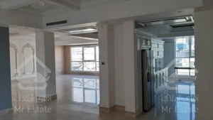 خرید آپارتمان ۲۷۰ متری فرمانیه سنبل