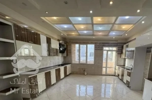 ۱۱۱متر۲خواب/امکان قراردادچندساله/خوش نقشه/طوقانی