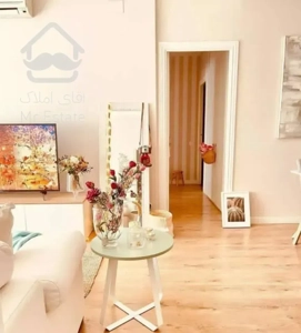 آپارتمان/ ۸۶متری/ویوابدی/چیتگر/وامدار