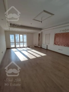 ۱۲۲ متر / نوساز / رو به آفتاب / فردوس غرب