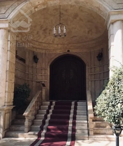 ۱۷۰ متر / نیاوران / شمال کاخ / ویو ابدی / اکازیون