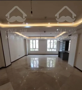 آپارتمان*۲خوابه*لوکیشن عالی*نورگیر