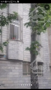 فروش آپارتمان ۵۷متری مناسب سرمایه گذاری  طبقه همکف با ۲انباری و حیاط خلوت و بالکن = شاهین  شمالی