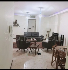 فروش ۸۰ متر غرق در نور