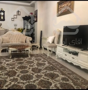 ۸۳متری خوش نور و نقشه مناسب تازه عروس داماد