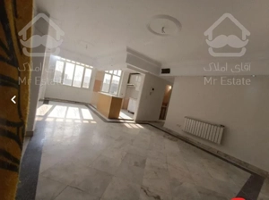 آپارتمان فروشی 76فول امکانات خطی روبه آفتاب