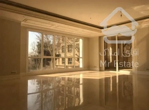 ثبت نام واحد ۱۲۰ متری در شمال دریاچه خلیج فارس