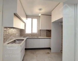 ۶۵متر ۲خواب فول امکانات روبه جنوب