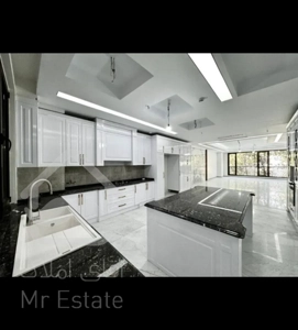 واحد ۱۲۸ متری برج باغ دریاچه نقشه بی نظیر