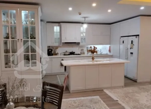 ۱۲۷ متر آپارتمان لاکچری فوق‌العاده تمیز