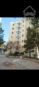 فروش واحد سندتکبرگ فول ، خوش قیمت ، دارای آسانسور ، دارای پارکینگ مسقف و انباری اختصاصی ، قیمت عالی