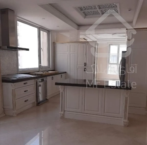 فروش 107 متری میدان ملت