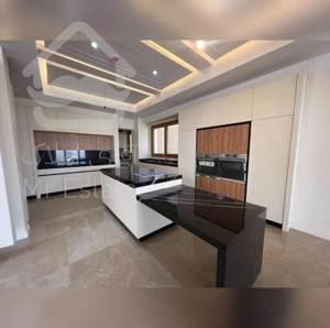 فروش 200 متری پاسداران