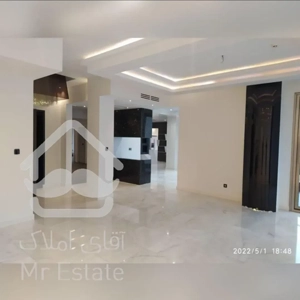 135 متر پاسداران بدون دیوار مشترک