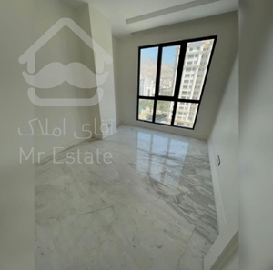 200 متر لوکیشن تاپ دروس