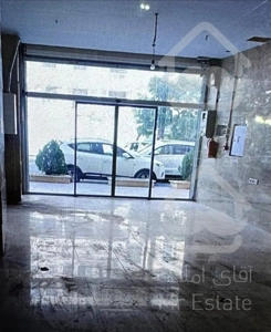 ساقدوش 570 متر مغازه نوساز