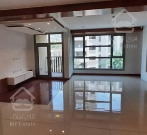 ۹۵ متر کلید نخورده رو به آفتاب