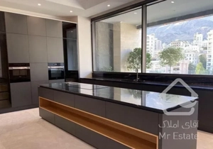 220 متر در تاپ لوکیشن دروس