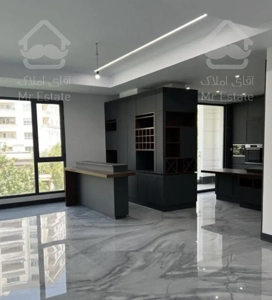 175 متر واقع در قلب پاسداران