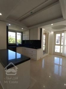 فروش 200 متری پاسداران