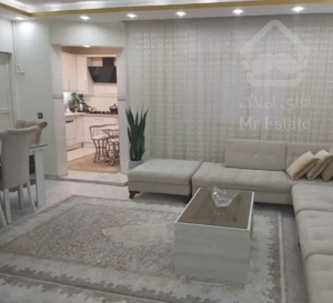 آپارتمان ۸۰ متری دو خواب بلوار فردوس شرق