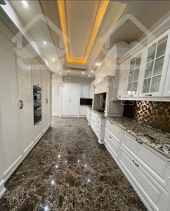 200 متری در دروس با امکانات