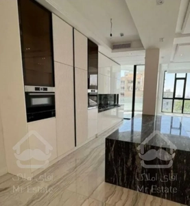 105 متری در پاسداران بازسازی شده