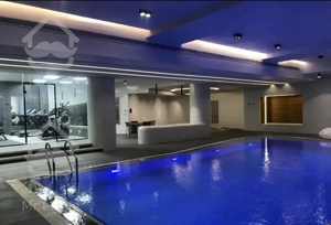 پاسداران 180 متر خوش پلان با متریال برند