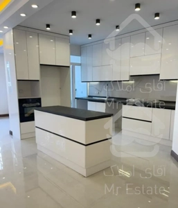 آپارتمان ۱۹۰ متری برای فروش در محمودیه