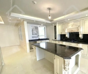 آپارتمان ۱۵۵ متری برای اجاره در نیاوران