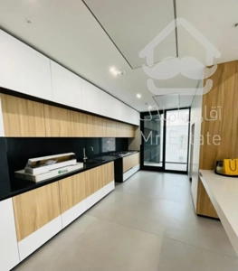 آپارتمان ۲۵۵ متری برای اجاره در ولنجک