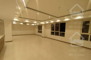 آپارتمان ۱۹۰ متری برای فروش در زعفرانیه