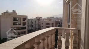 برج باغ 220متری لوکس/طبقه 7 ویو تهران/فرمانیه غربی