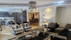 آپارتمان ۳۴۰ متری برای اجاره در فرمانیه