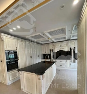 آپارتمان ۲۲۶ متری برای اجاره در زعفرانیه