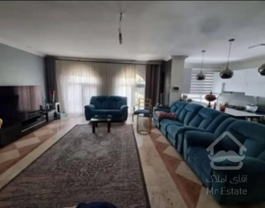 ۱۱۹متری در باغ فیض