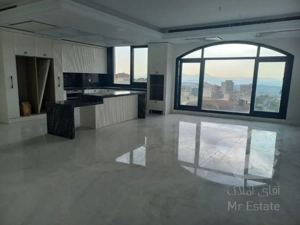 فروش اپارتمان زیر قیمت سالن پرده خور نور و نقشه عالی