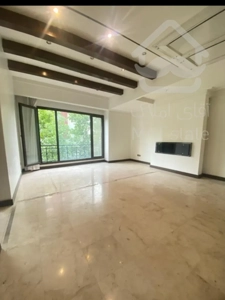 فروش اپارتمان زیر قیمت سالن پرده خور نور و نقشه عالی