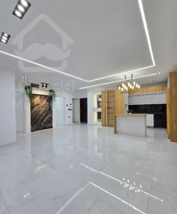 فروش اپارتمان زیر قیمت سالن پرده خور نور و نقشه عالی