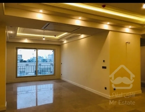 فروش اپارتمان زیر قیمت سالن پرده خور نور و نقشه عالی