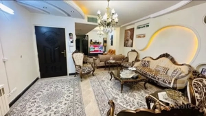 ۱۳۰ متر دو خواب / تکواحدی/۲پارکینگ سندی